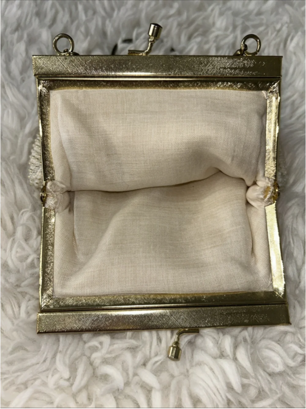 VTG Beaded White Evening Bag Purse Clutch Delicate Design On Metal Trim